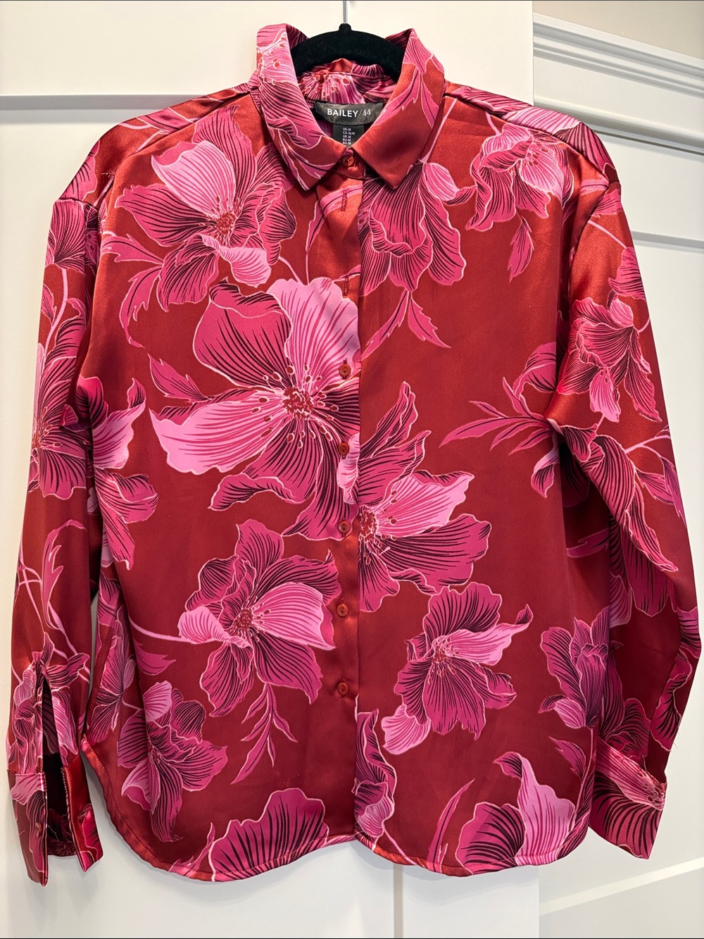Bailey 44 Red Button Down Shirt with Pink Floral Print size Medium